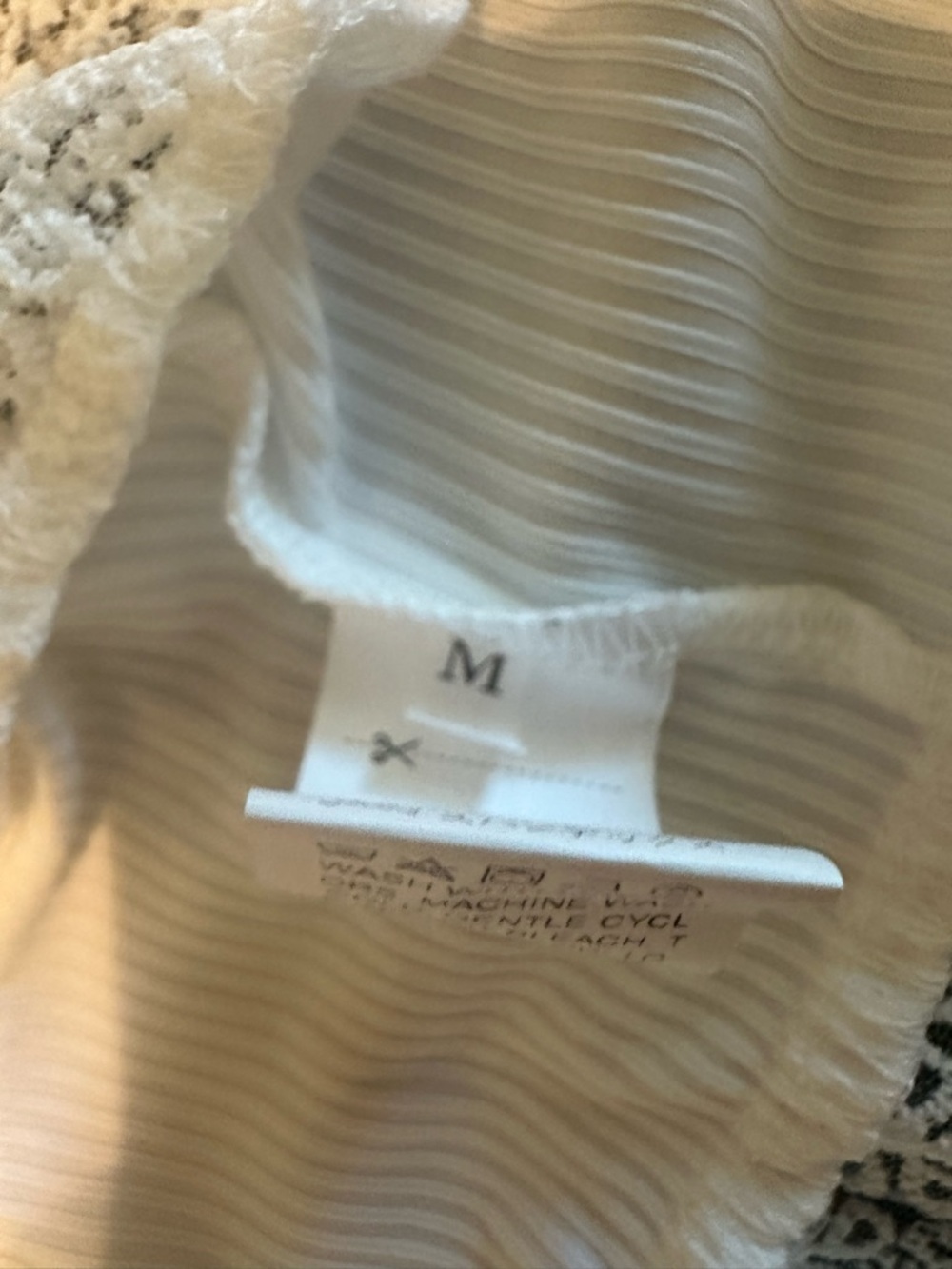 White Lace-Trim Ribbed Camisole Bralette with Front Tie NWOT - Picture 2 of 4
